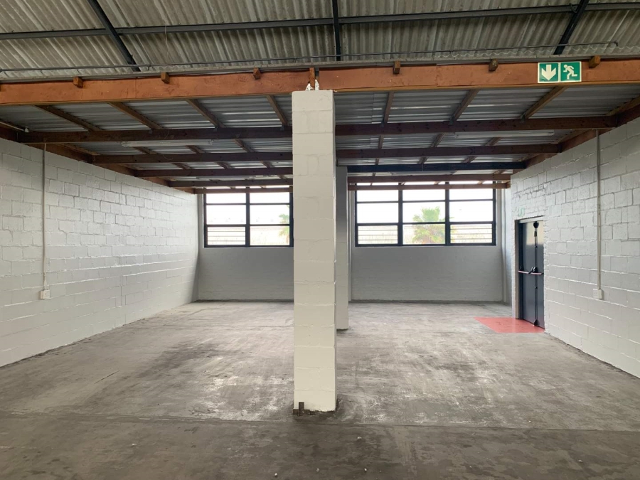 To Let Commercial Property for Rent in Paarden Eiland Western Cape